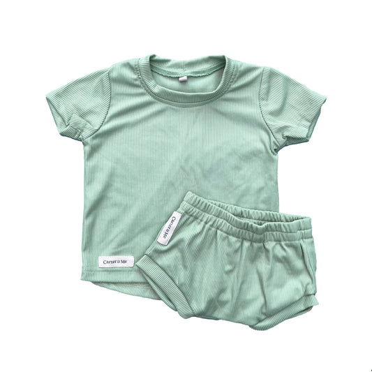 6-9M Ribbed set - Carter & Me